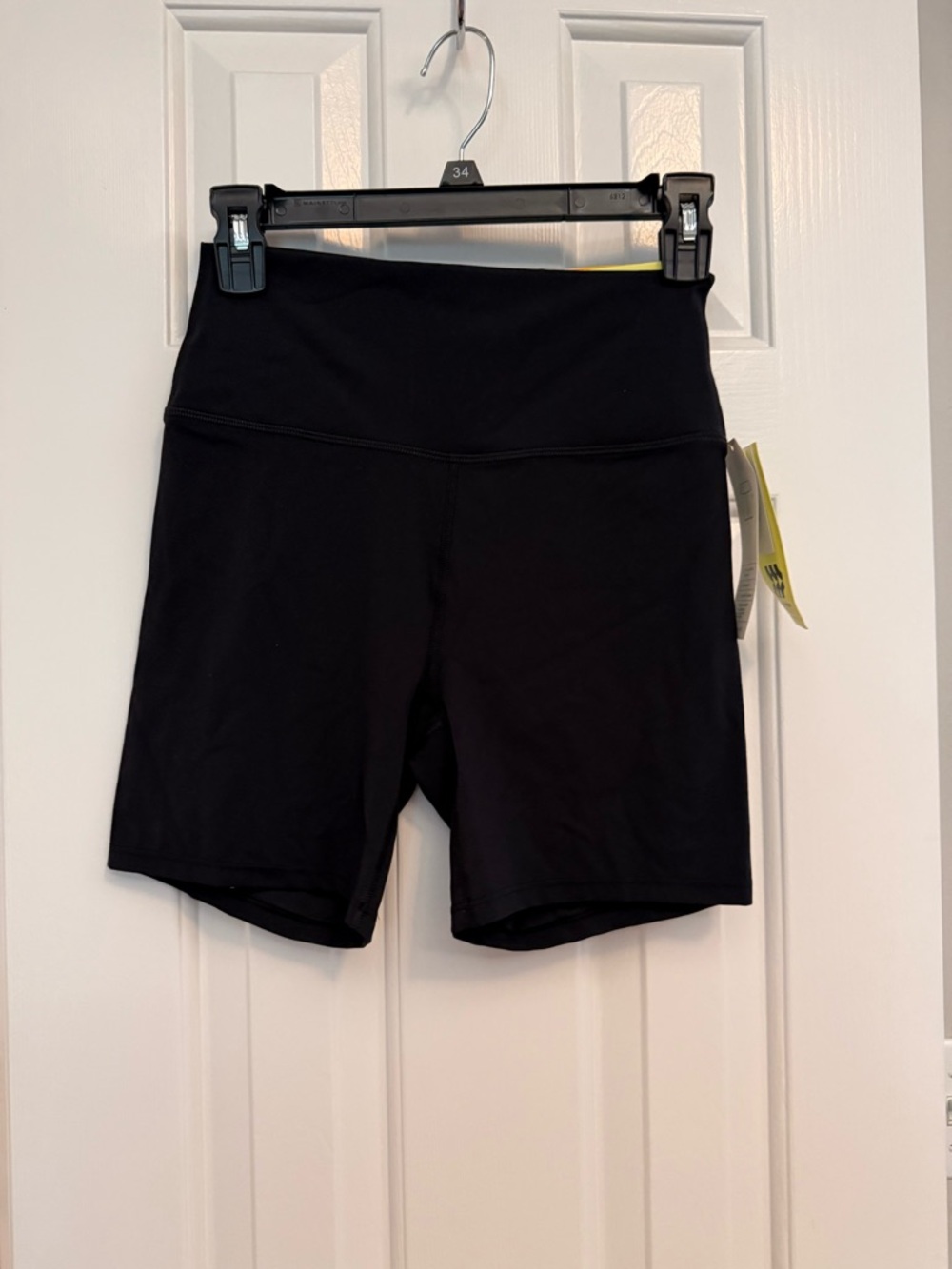 All In Motion Ultra High Rise 6” Inseam Everyday Soft Bike Shorts - Picture 4 of 7